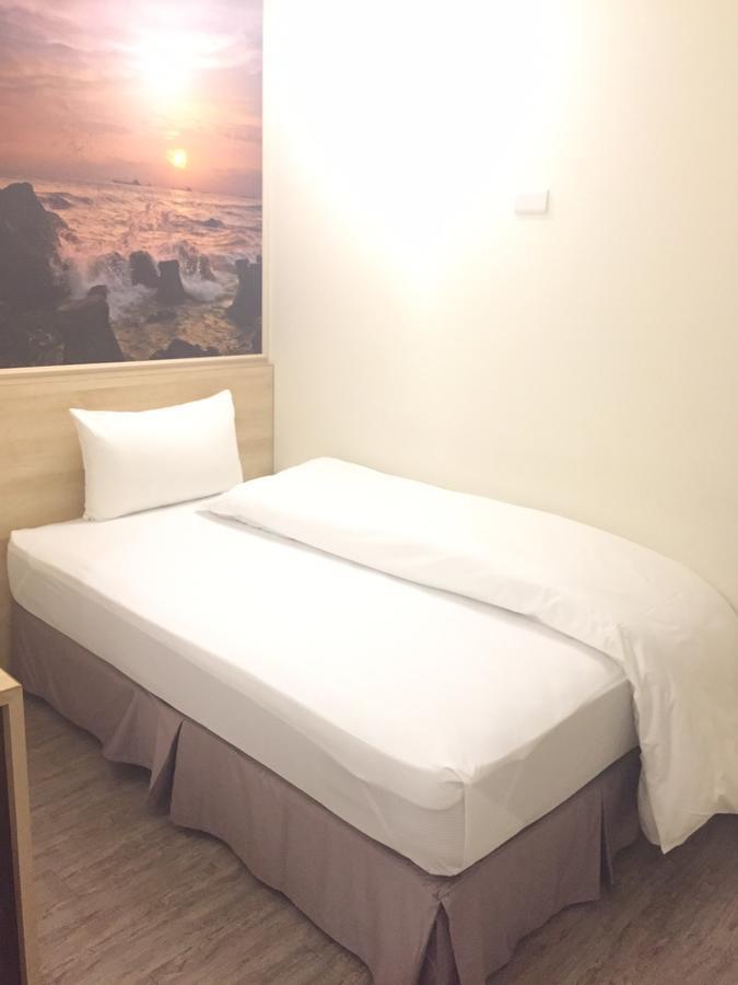 Mingli Hotel Kaohsiung Dış mekan fotoğraf