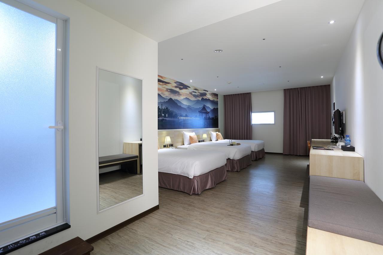 Mingli Hotel Kaohsiung Dış mekan fotoğraf