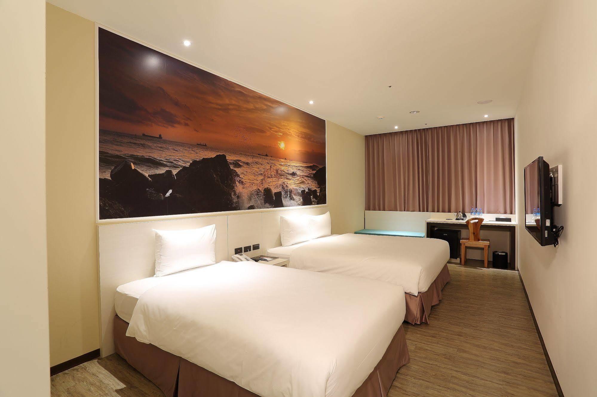 Mingli Hotel Kaohsiung Dış mekan fotoğraf