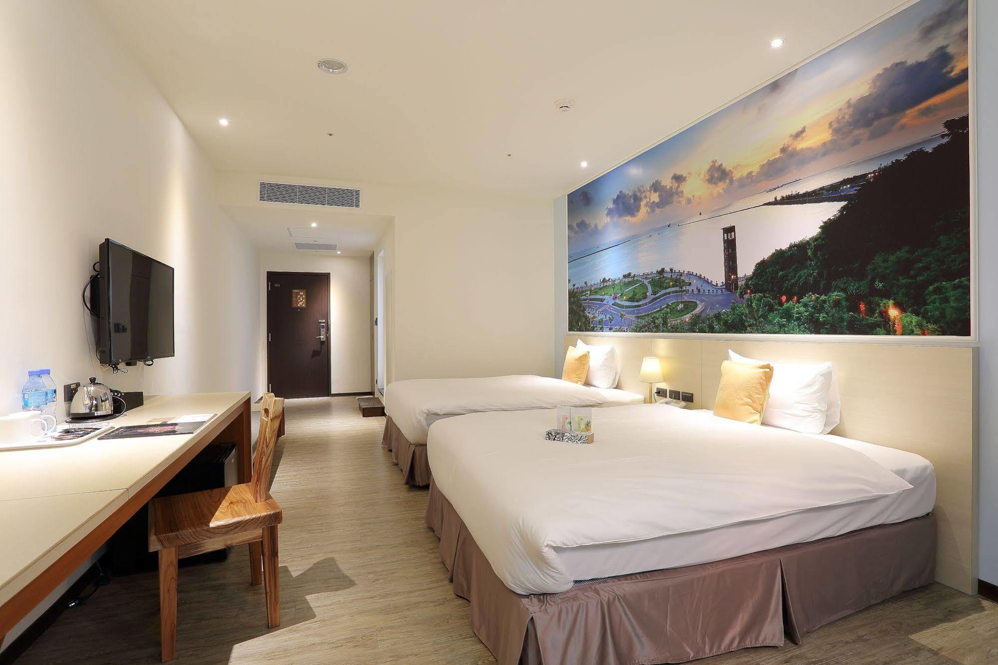 Mingli Hotel Kaohsiung Dış mekan fotoğraf
